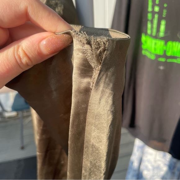 Babaton Silk Slip MIDI Skirt - Picture 12 of 12